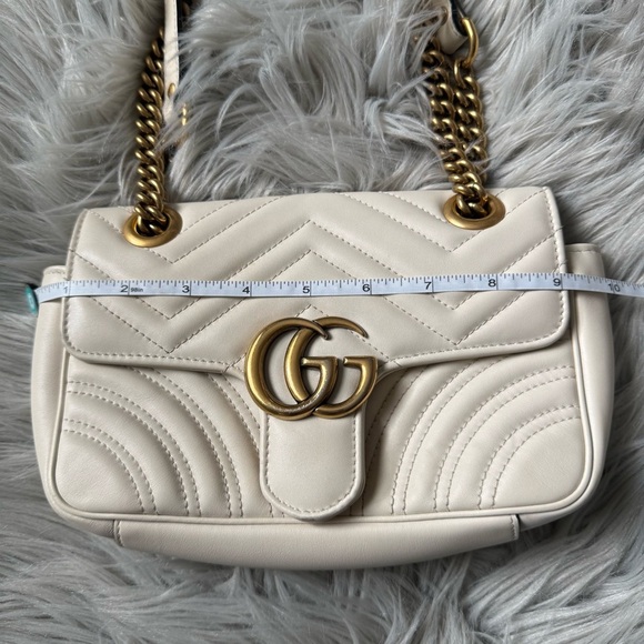 GUCCI Small Marmont Small Shoulder Bag - Picture 15 of 17